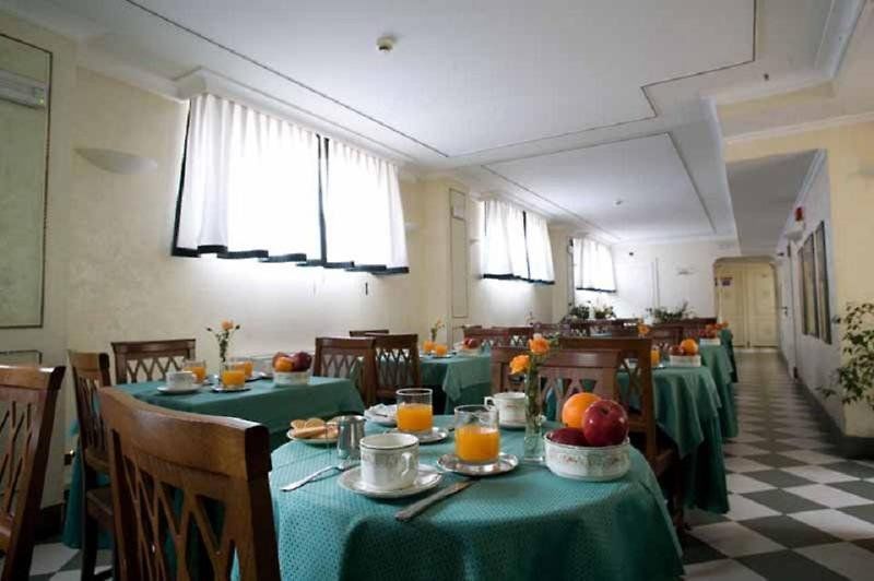 Hotel Alessandrino Roma Restaurante foto