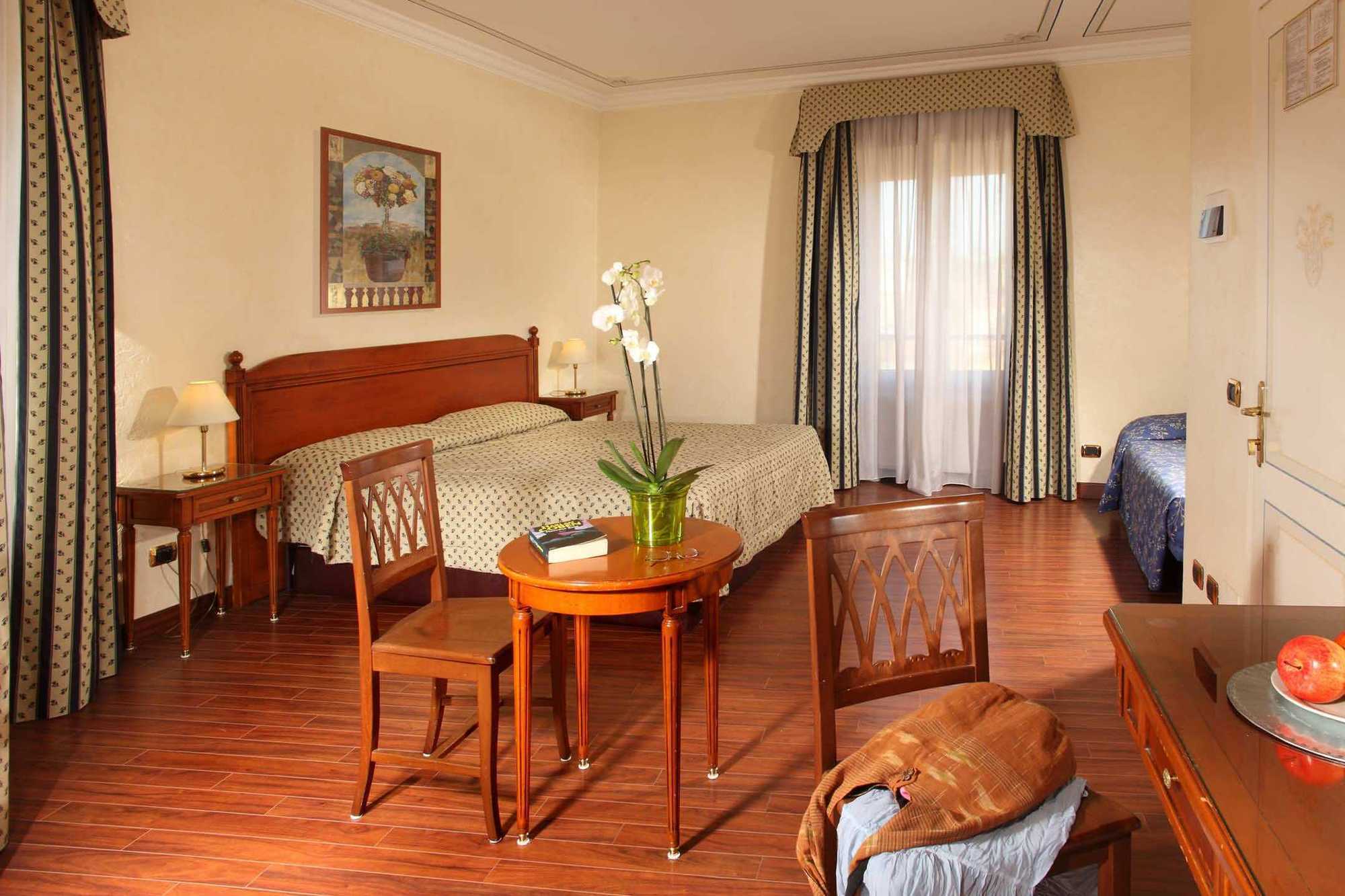 Hotel Alessandrino Roma Exterior foto